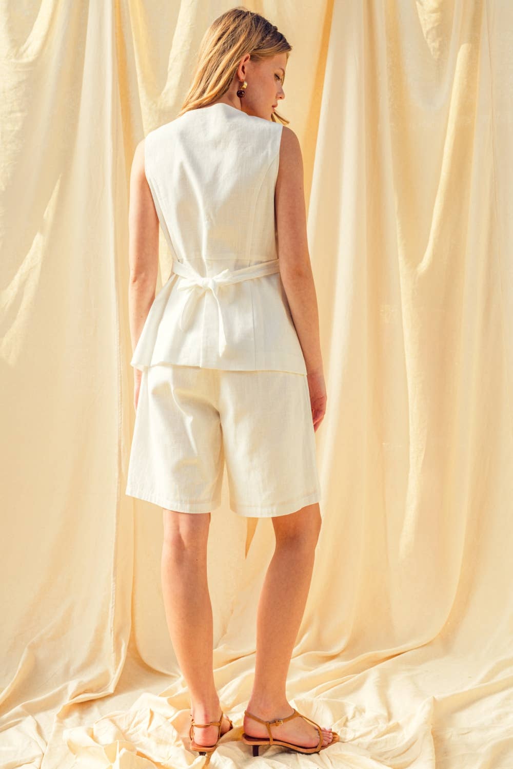 COTTON LINEN BERMUDA SHORTS