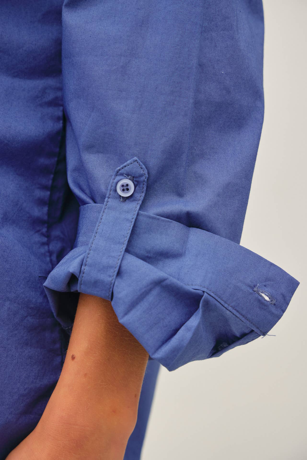 CRISP OVERSIZED BASIC COTTON SHIRT-DENIM