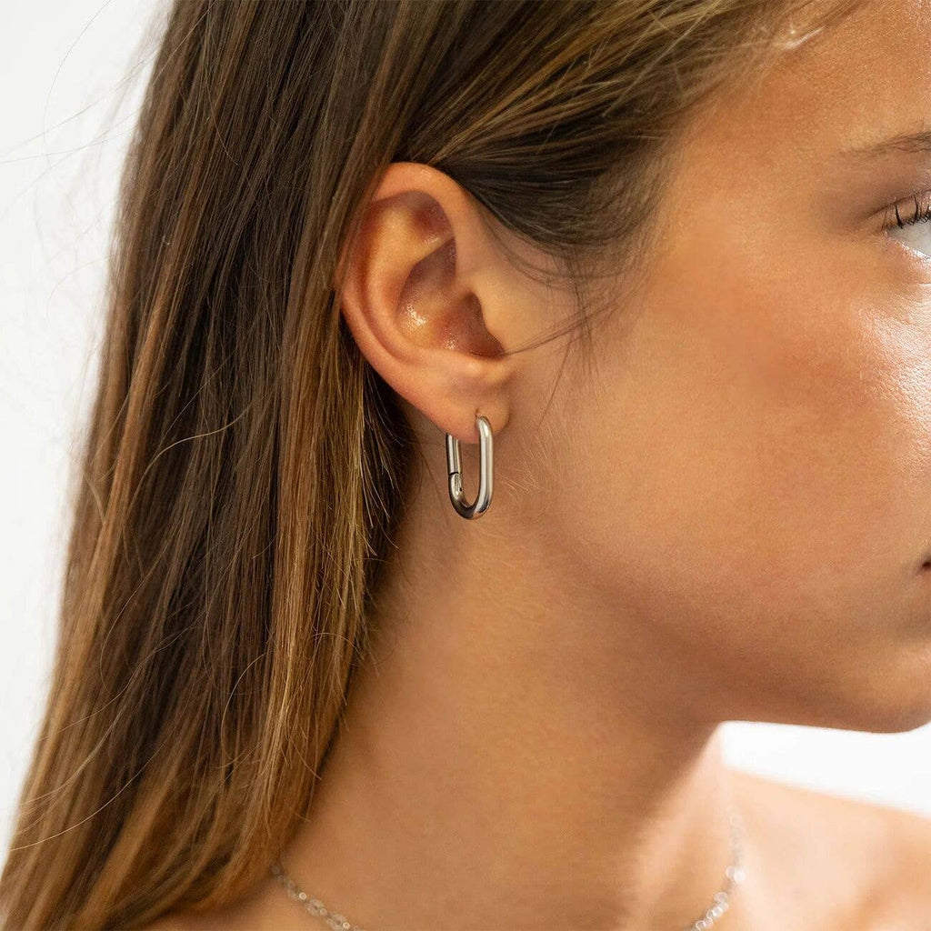18K Gold Oval Huggie Earrings