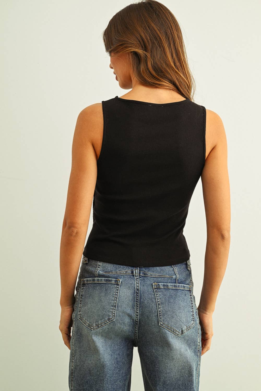 RIBBED BUTTON DETAIL TANK
