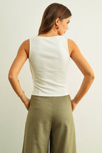 RIBBED BUTTON DETAIL TANK