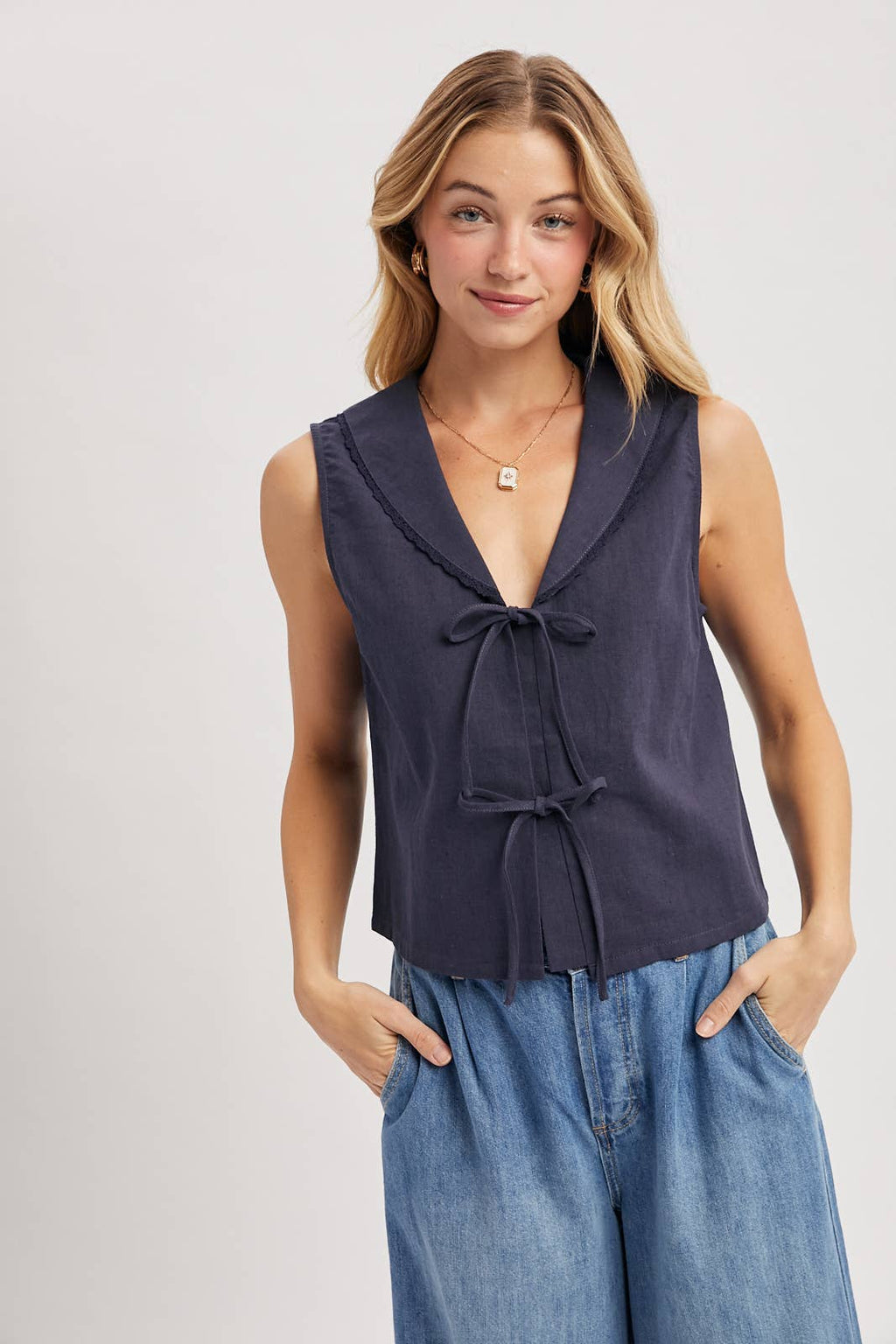 LINEN FRONT TIE SLEEVELESS TOP