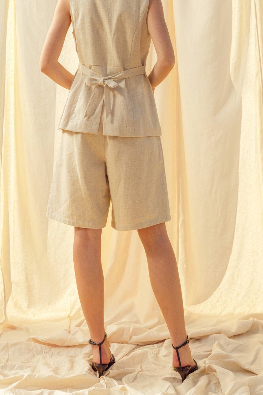 COTTON LINEN BERMUDA SHORTS