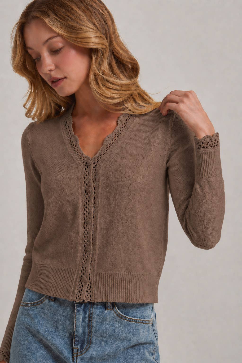LACE TRIMMED BUTTON FRONT CARDIGAN_