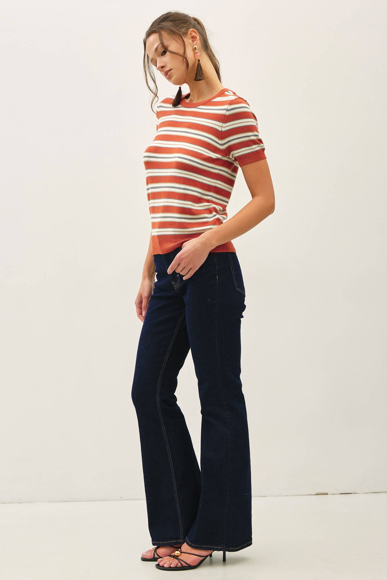 CLASSIC FIT STRIPED SHORT SLEEVE SWEATER TOP