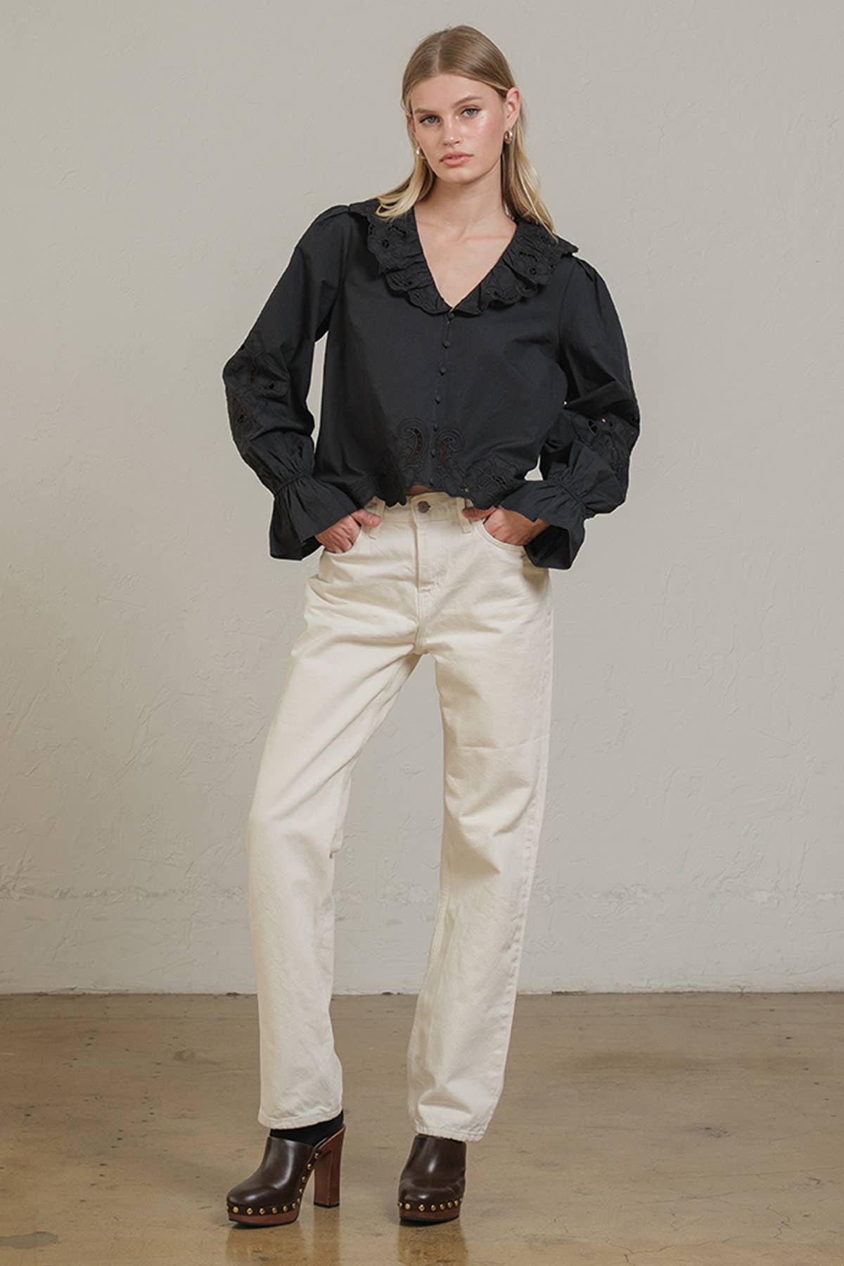 Embroidery Ruffle Blouse