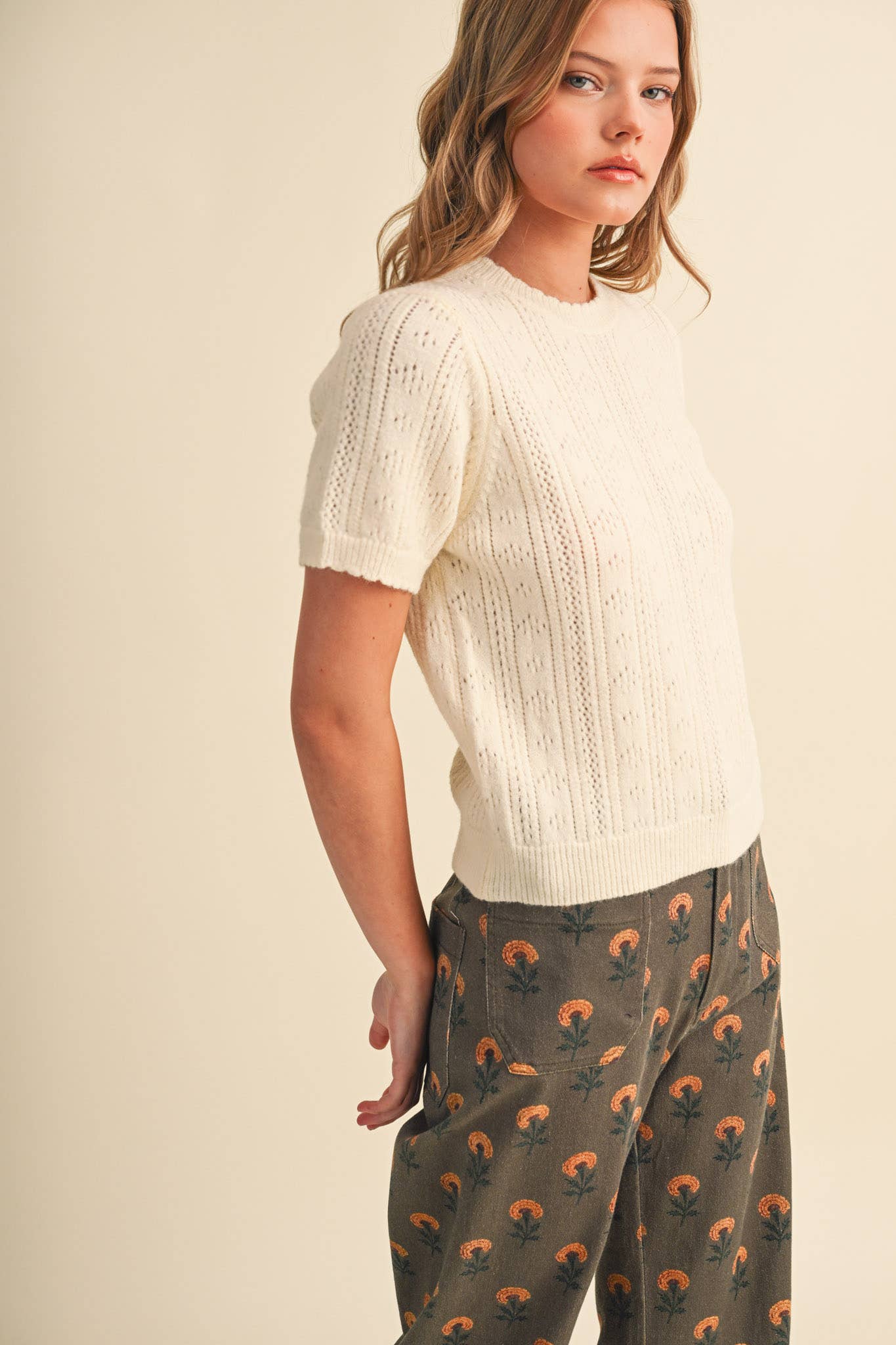 SCALLOPED POINTELLE KNIT SHORT SLEEVE SWEATER