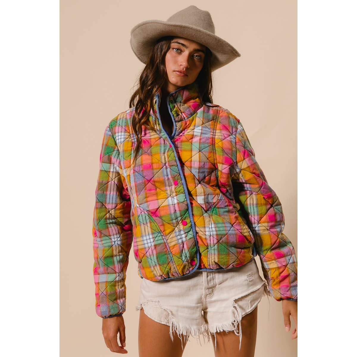 BLEACHED VINTAGE PLAID QUILTED JACKET WITH POCKETS