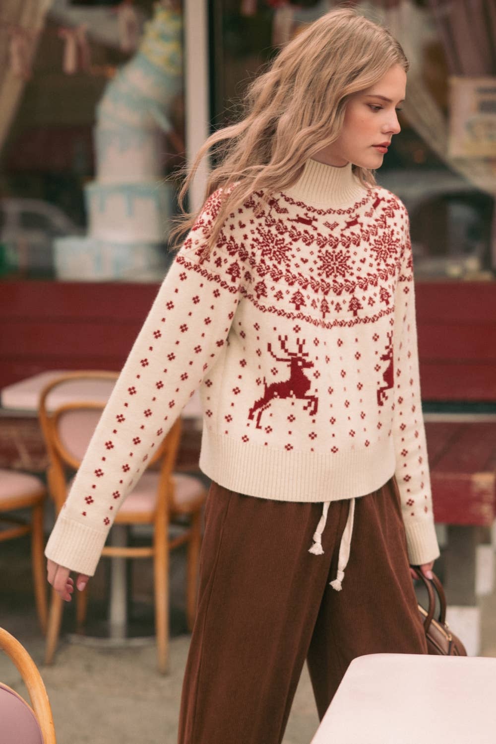 CLASSIC NORDIC REINDEER & SNOWFLAKE ROUND-YOKE SWEATER