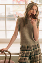 RUFFLE SLEEVE SWEATER TOP