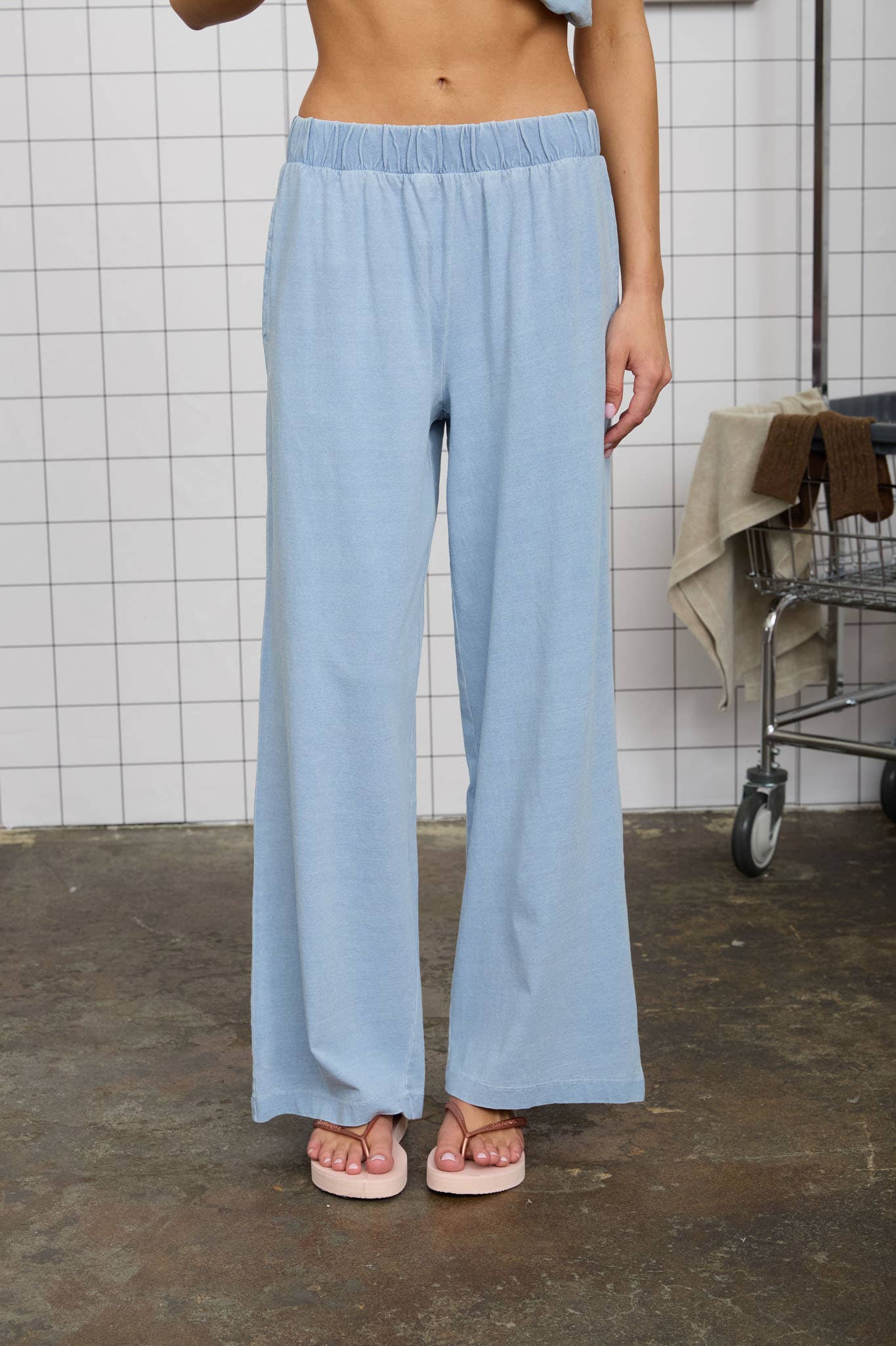 ELASTIC WAIST WIDE LEG KNIT LOUNGE PANTS