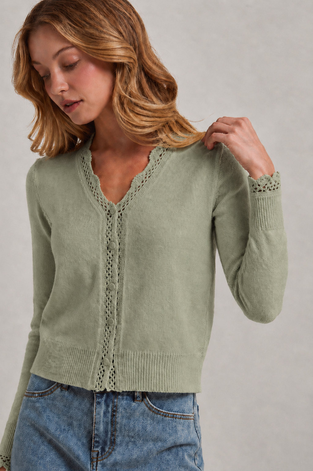 LACE TRIMMED BUTTON FRONT CARDIGAN_