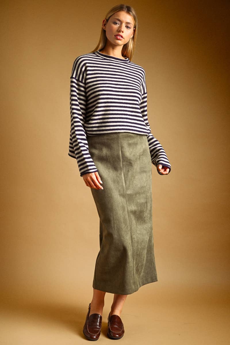 STRIPED PATTERN ROLLED NECK DETAIL TOP