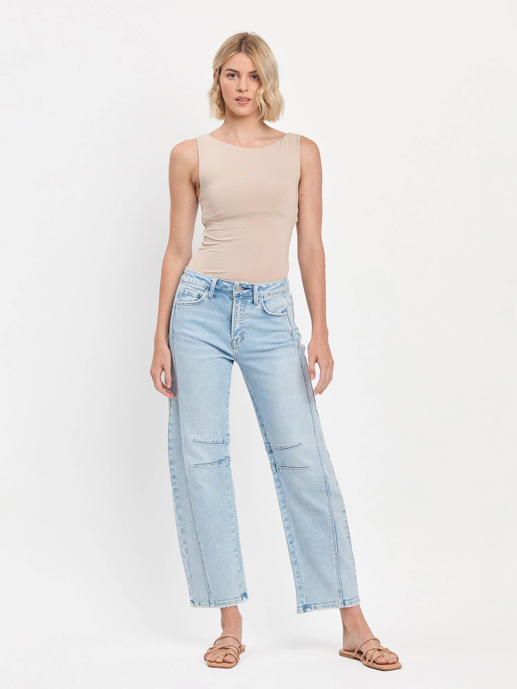 HIGH RISE LIGHT WASH BARREL LEG JEANS