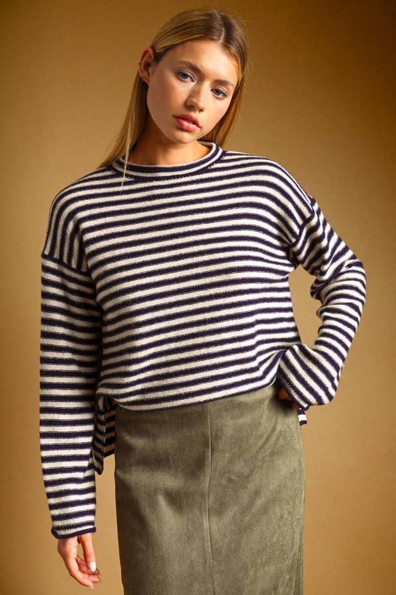 STRIPED PATTERN ROLLED NECK DETAIL TOP