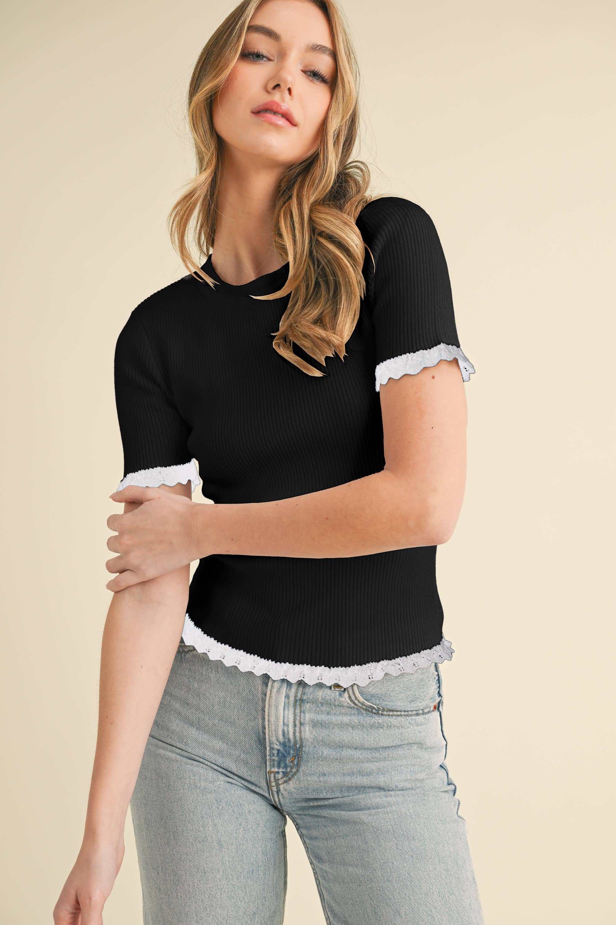 Round Neck Scalloped Sweater
