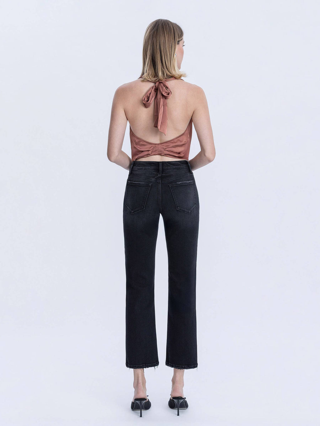 MID RISE BLACK ANKLE STRAIGHT JEANS