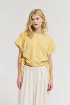 SIDE SCRUNCH TEE