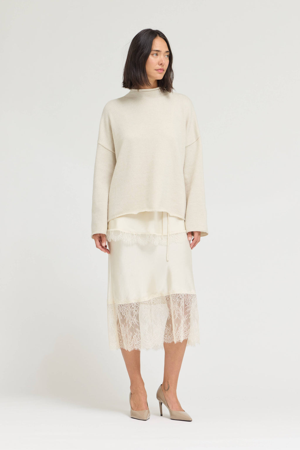 SLIDE SLIT LOOSE FIT SWEATER TOP