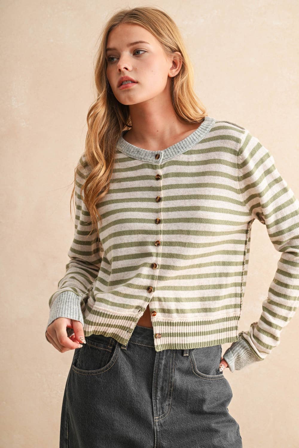 STRIPED PATTERN BUTTON FRONT CARDIGAN