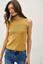 CLASSIC CREW NECK SLEEVELESS SLIM KNITTED TANK