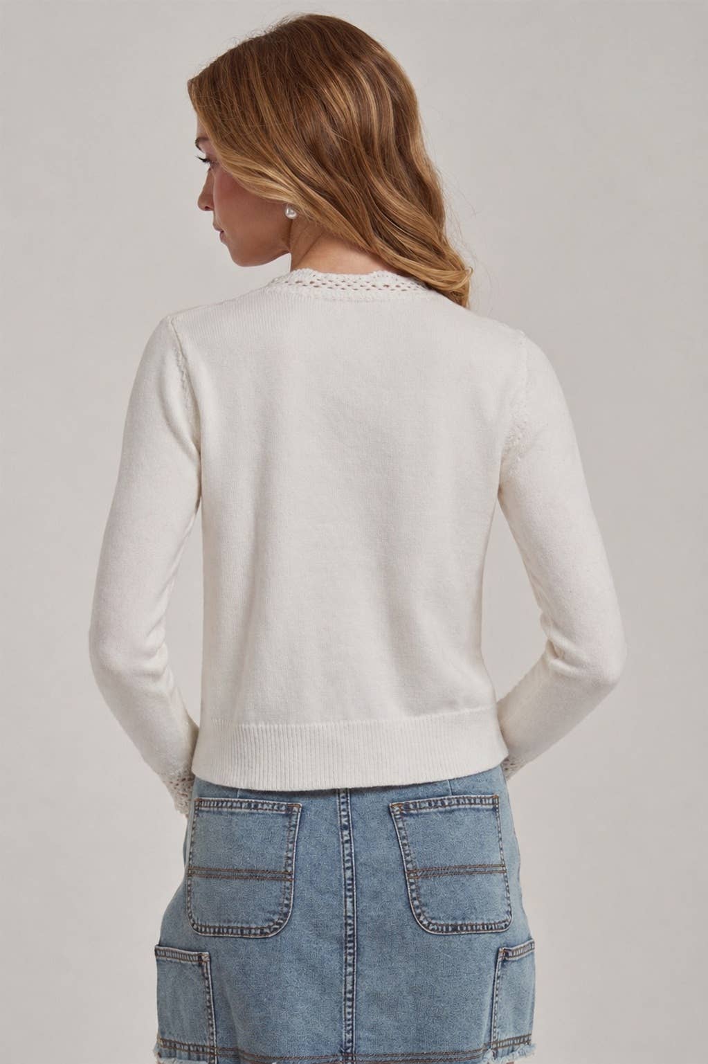 LACE TRIMMED BUTTON FRONT CARDIGAN_