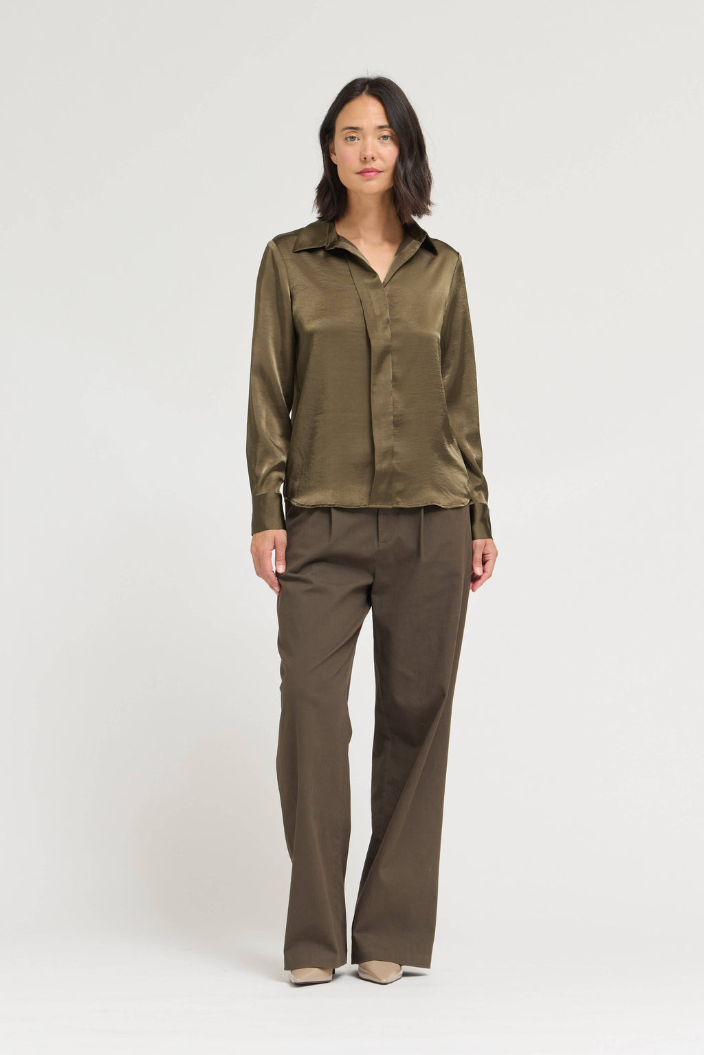HIDDEN PLACKET SATIN SHIRT