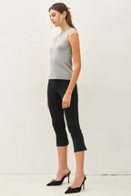 CLASSIC CREW NECK SLEEVELESS SLIM KNITTED TANK