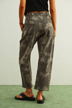 CAMOUFLAGE PRINT WITH BELT PANTS
