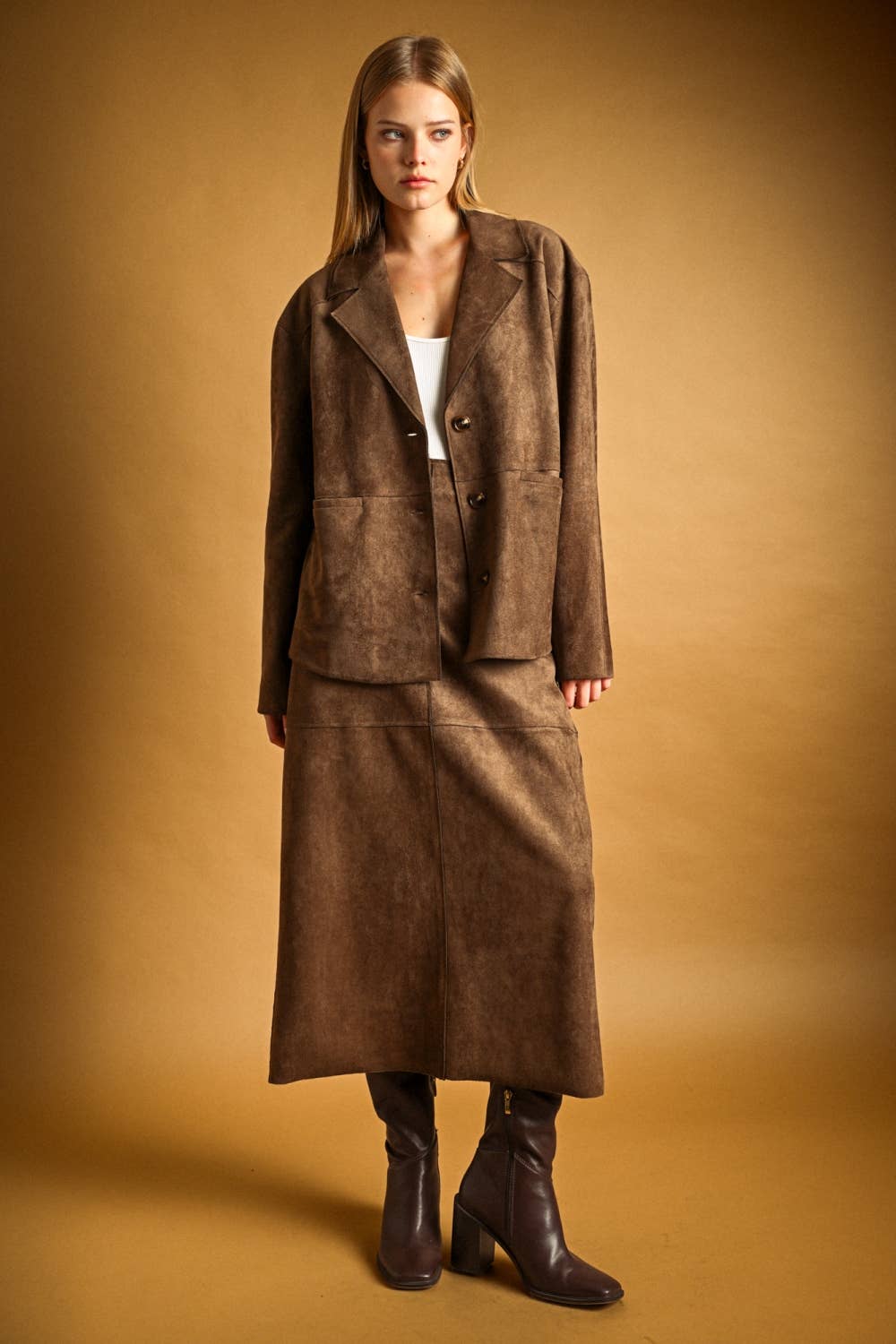 SUEDE STRAIGHT SKIRT