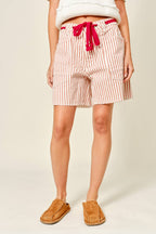 VINTAGE WASHED BARREL DENIM SHORTS W/GROMMET WAIST
