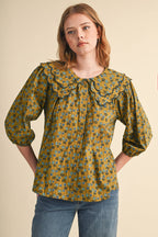 SCALLOPED DOLL COLLAR BUTTON UP FLORAL TOP