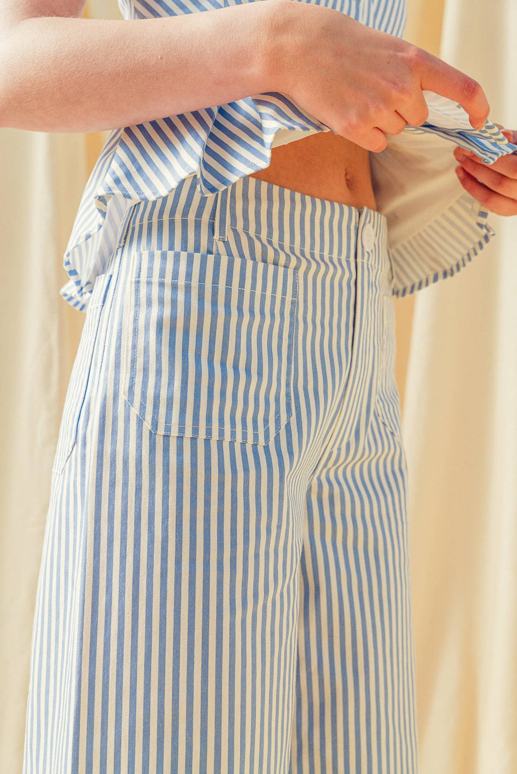 STRIPE STRETCH FABRIC POCKET FRONT PANTS