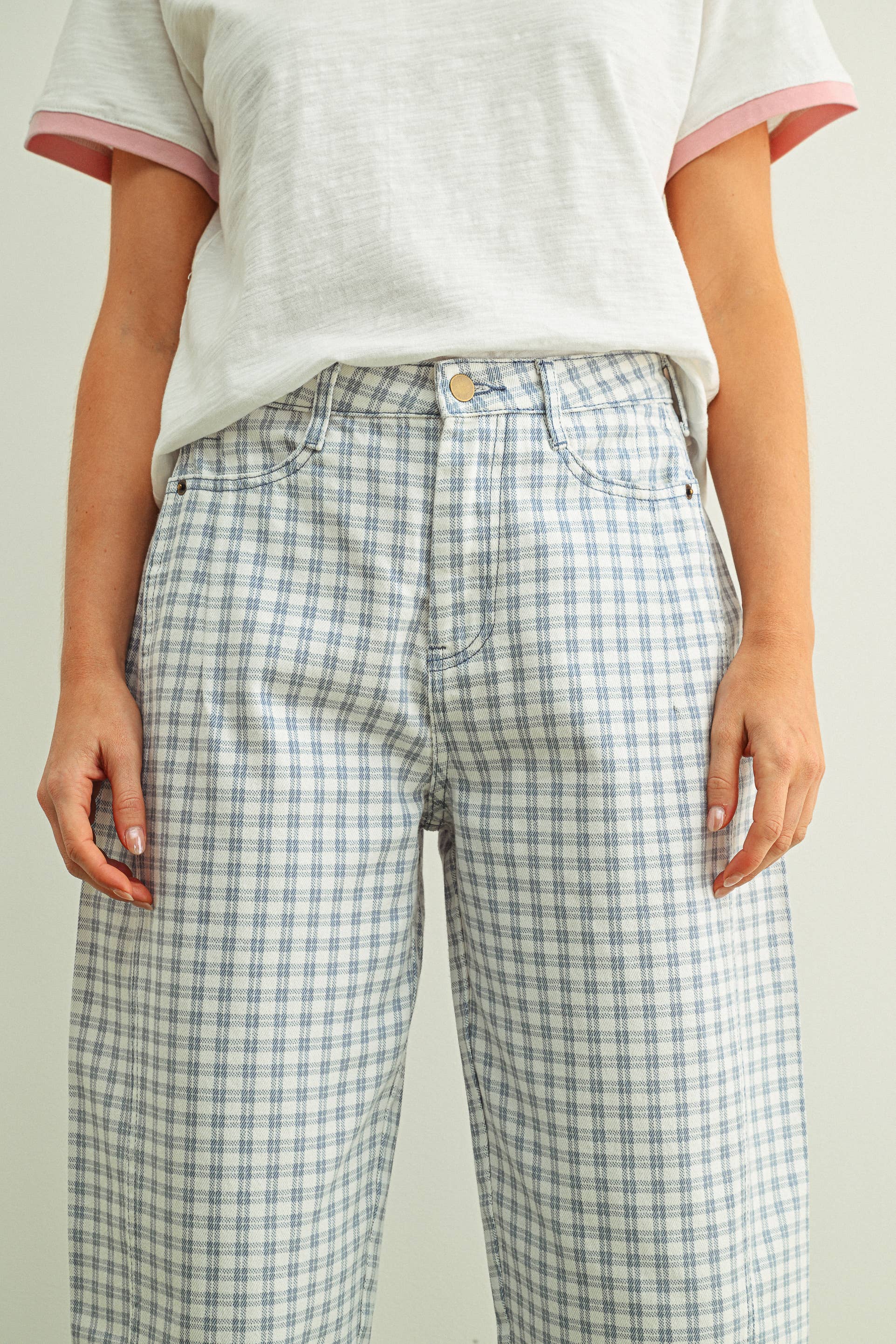 MINI CHECKER PATTERN BARREL PANTS