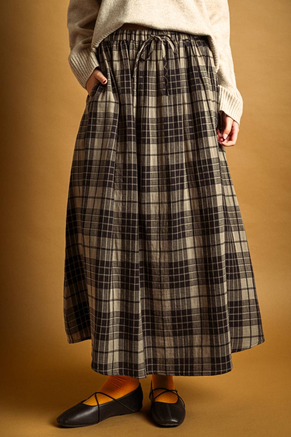 PLAID A-LINE SKIRT