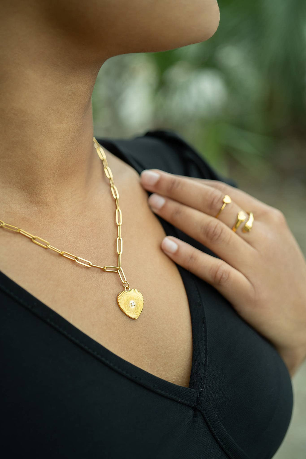 18K Gold Heart Paperclip Pendant Necklace