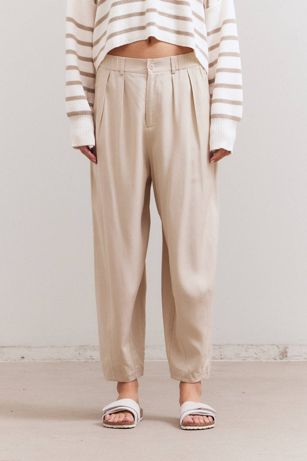 Barrel Dress Pants