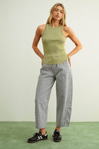 MINI CHECKER PATTERN BARREL PANTS