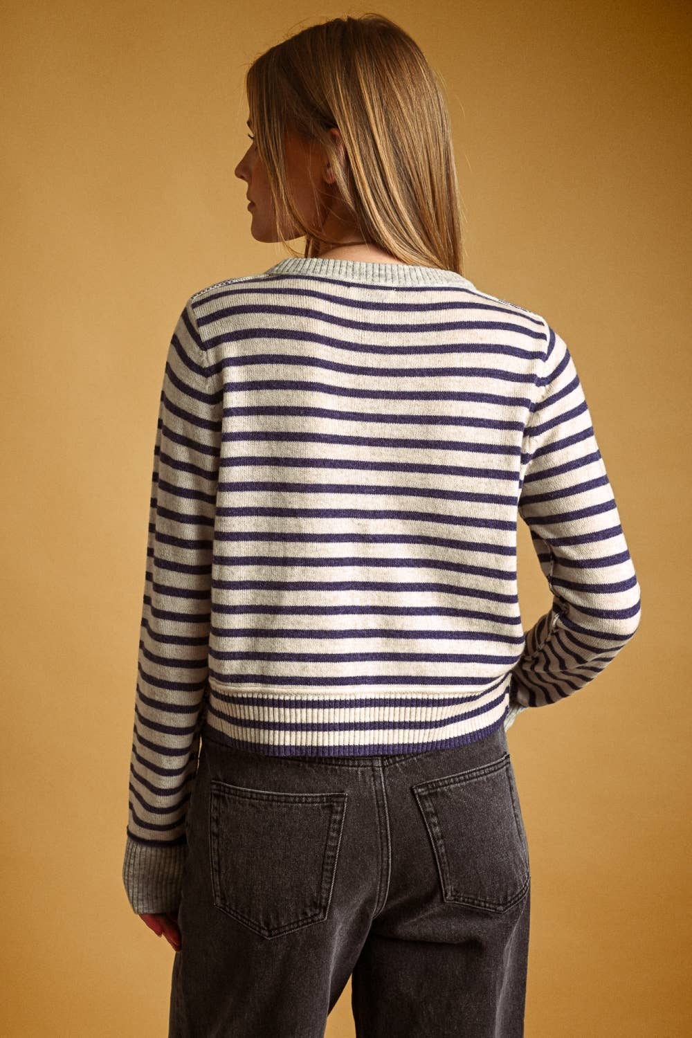 STRIPED PATTERN BUTTON FRONT CARDIGAN