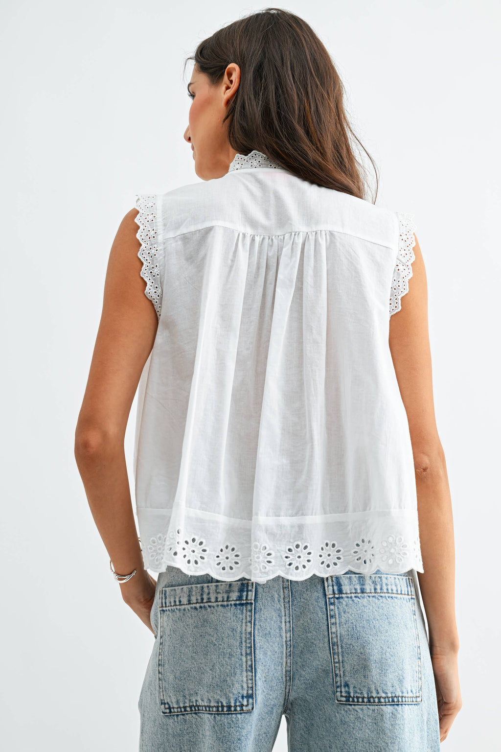 Broderie Anglaise Sleeveless Cotton Blouse