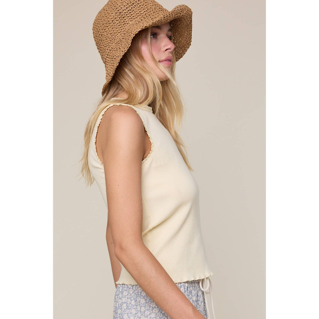 RIBBED KNIT TANK TOP WITH TRIM DETAIL