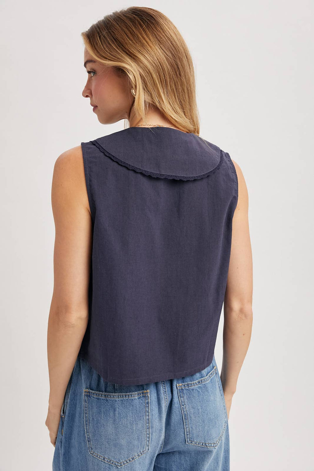 LINEN FRONT TIE SLEEVELESS TOP