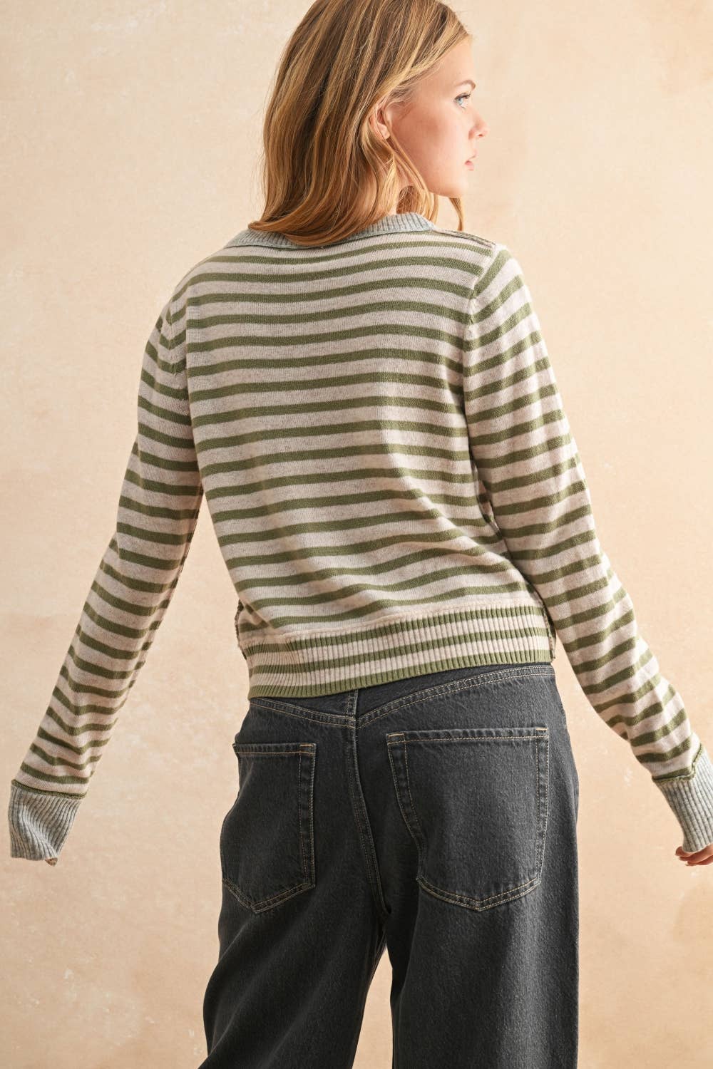 STRIPED PATTERN BUTTON FRONT CARDIGAN