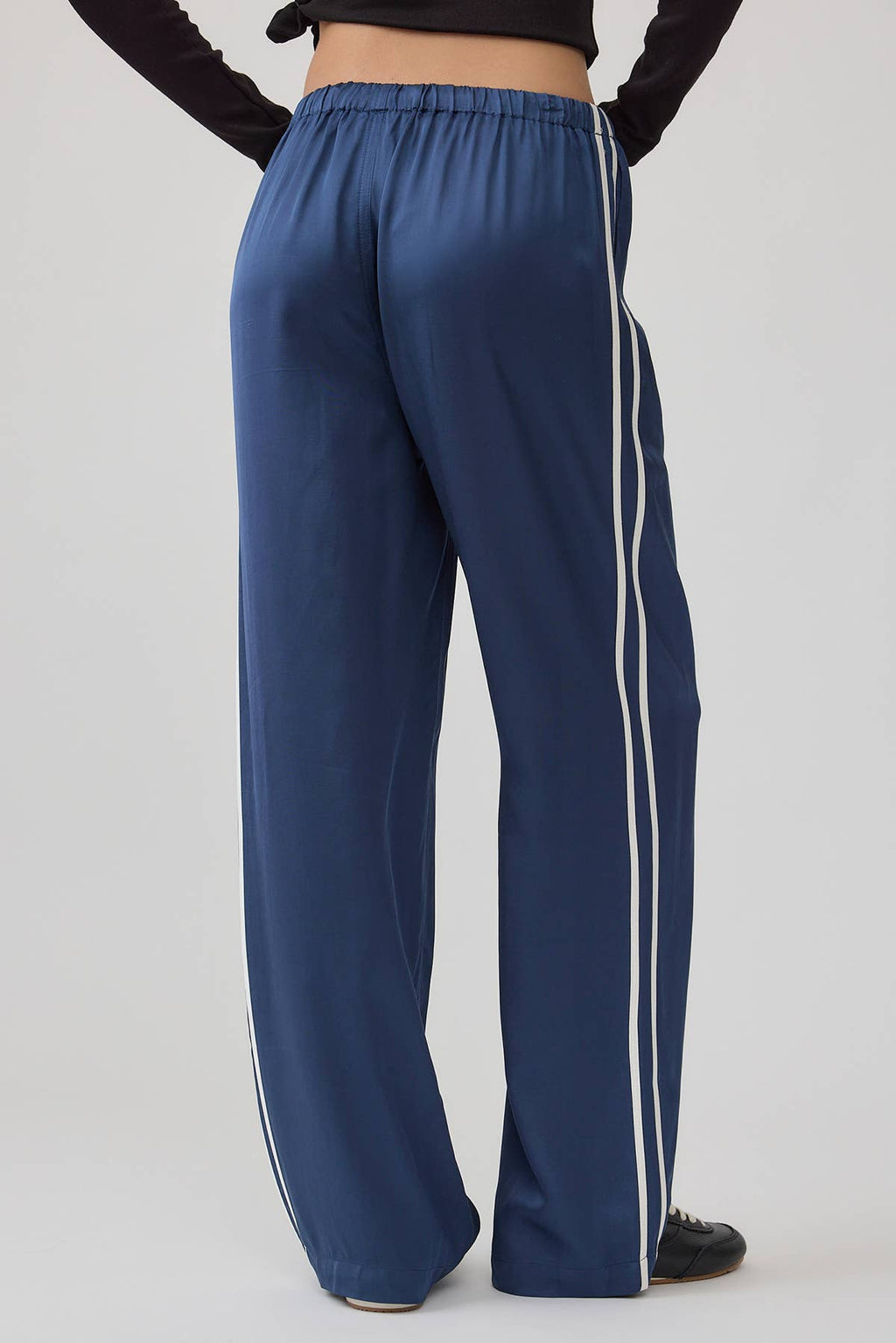 Elastic Waist Straight Pants