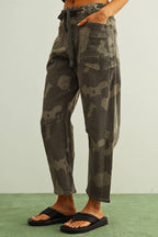 CAMOUFLAGE PRINT WITH BELT PANTS