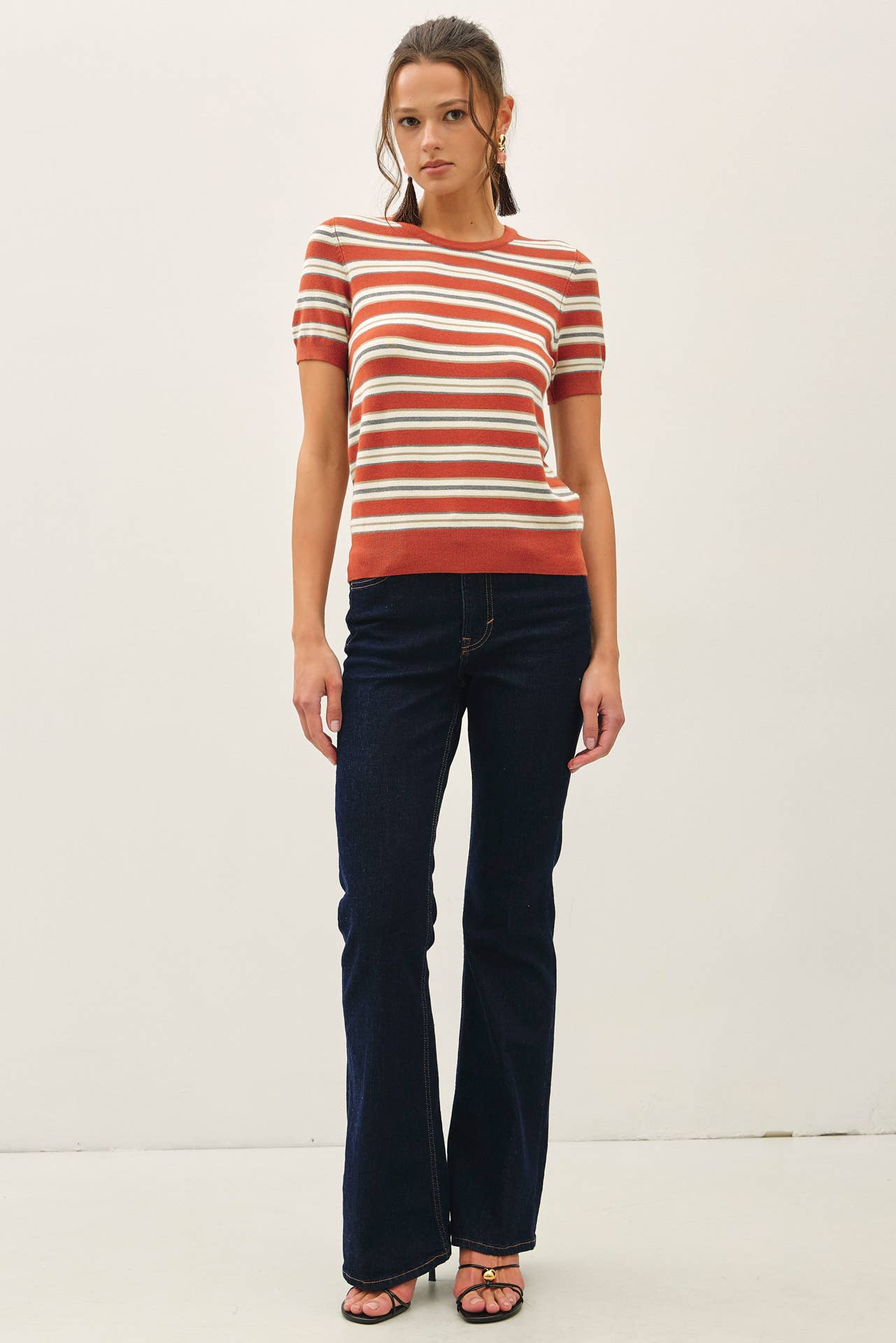 CLASSIC FIT STRIPED SHORT SLEEVE SWEATER TOP