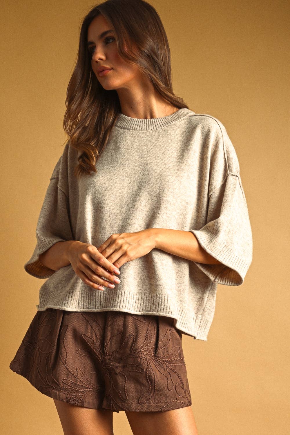 SHORT SLEEVE KNIT CROP TOP
