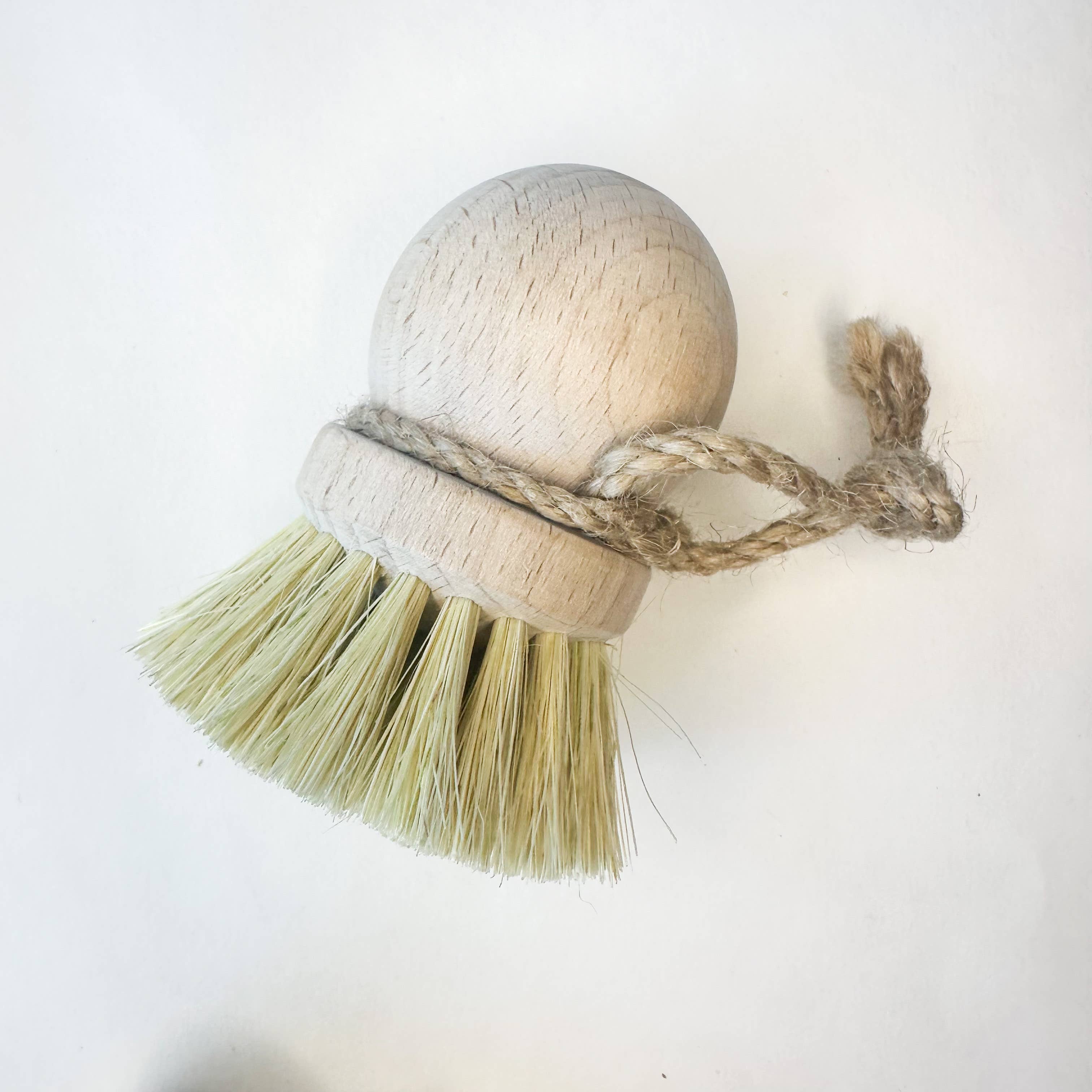 Eco Friendly Natural Kitchen and Pot Brushes.