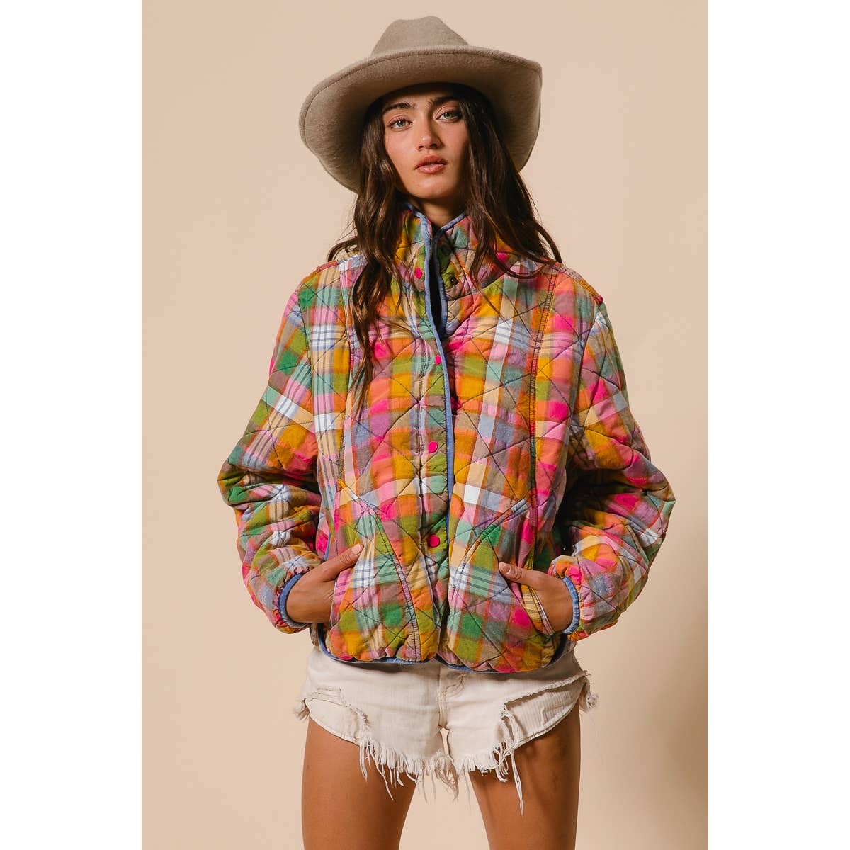 BLEACHED VINTAGE PLAID QUILTED JACKET WITH POCKETS
