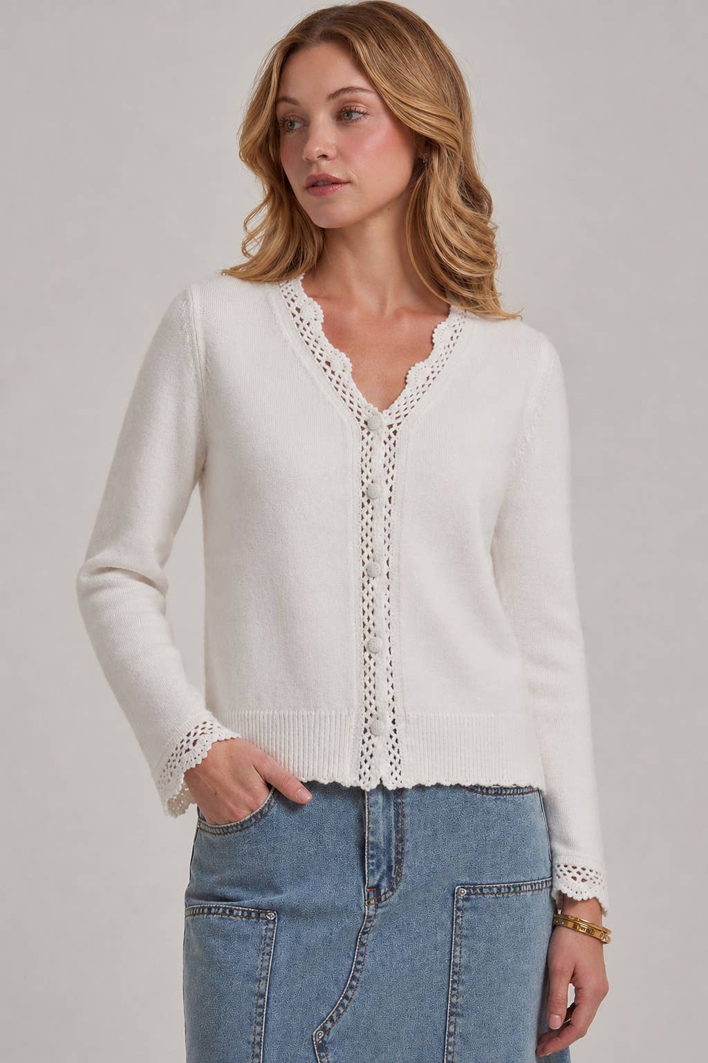 LACE TRIMMED BUTTON FRONT CARDIGAN_